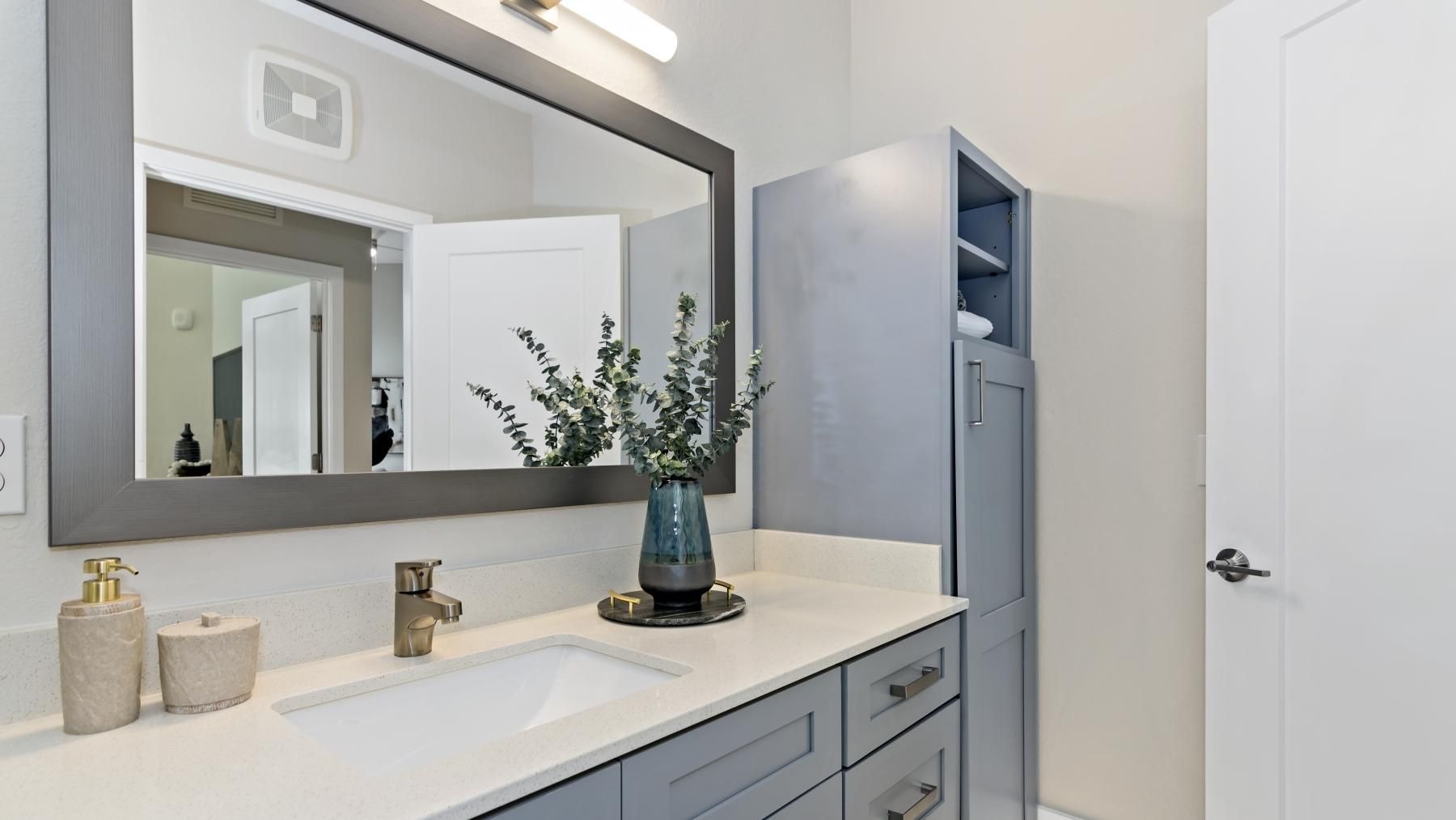 Bathroom options with thoughtful details Bathroom options with thoughtful details